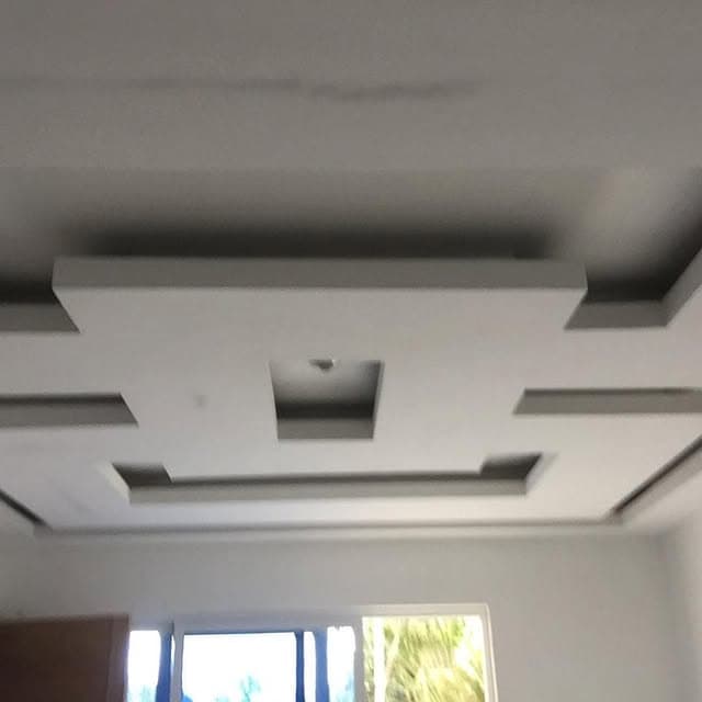 Techo de drywall a varios niveles